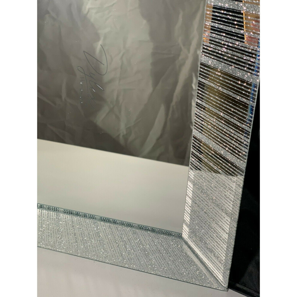 silver-glitter-frame-wall-mirror-girls-room-bling-glitter-wall-mirror-40x60cm-148301569.jpg